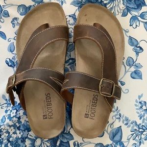 White Mountain Footbeds Leather Sandals